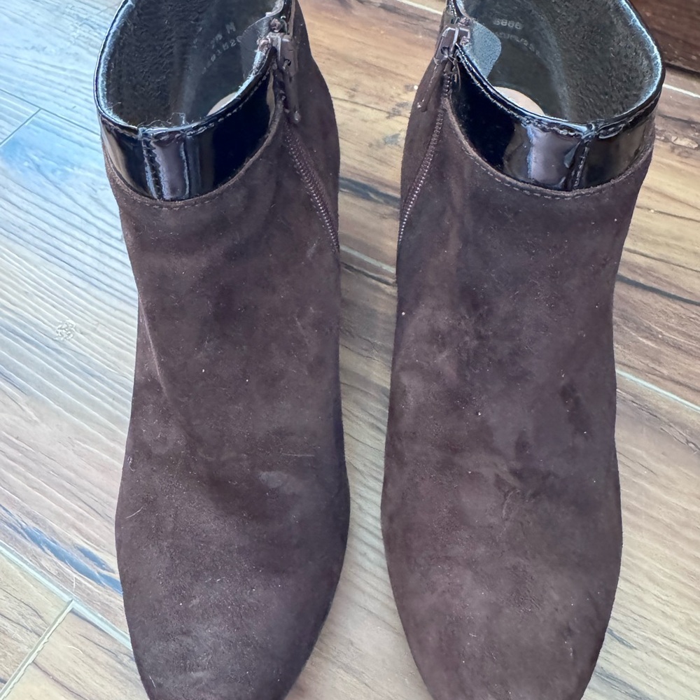 Munro Dark Brown Suede Ankle Booties with Patent Collar